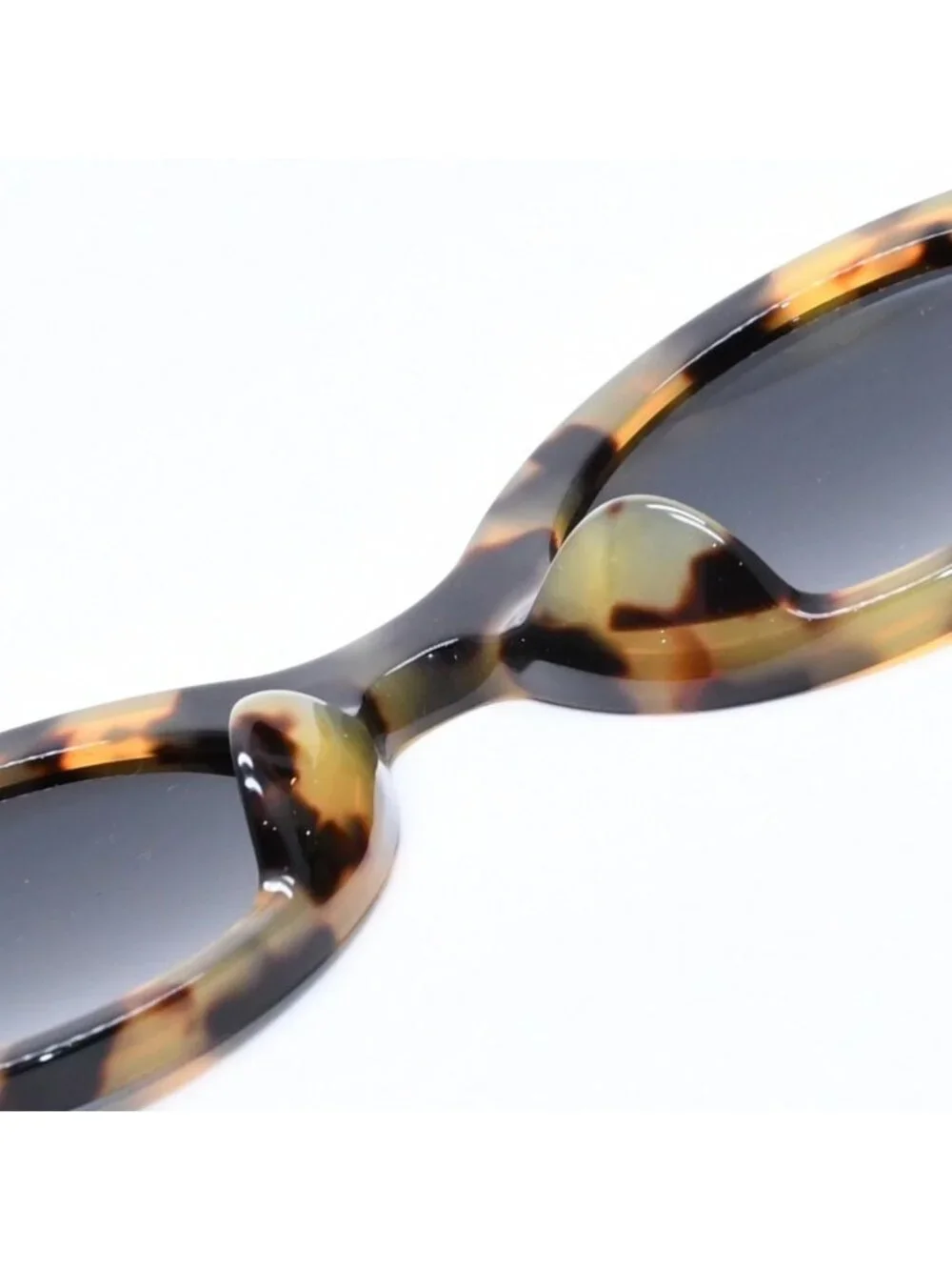 Louis Vuitton Supreme Downtown Sunglasses Tortoiseshell Eyewear